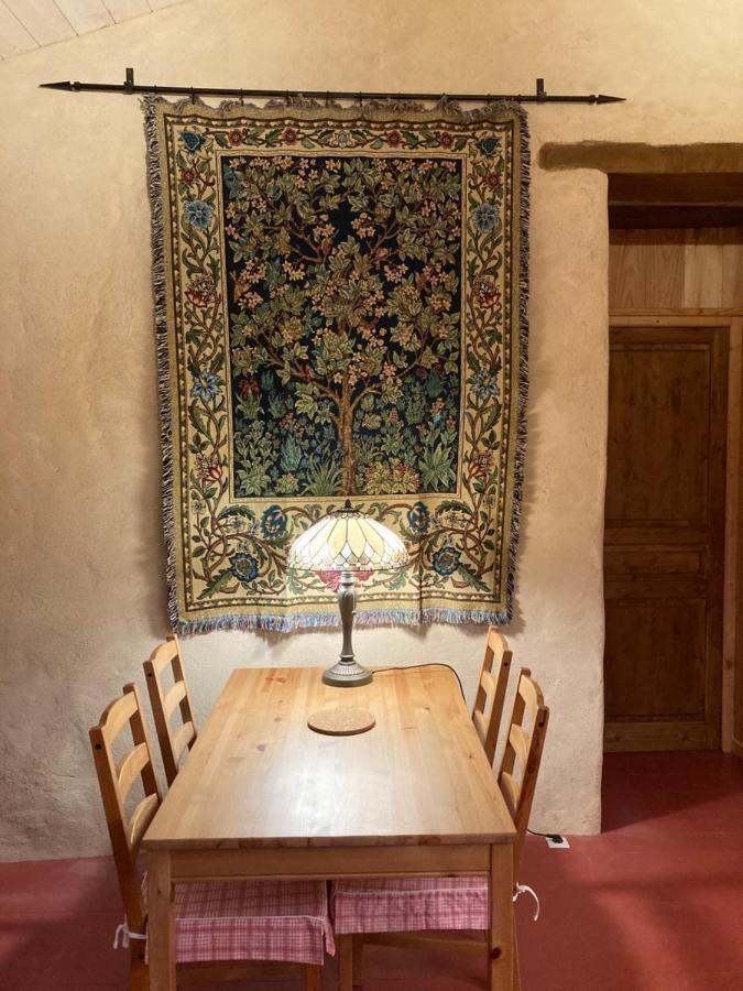 Ferienwohnung La Cour Secrete Dinan Exterior foto
