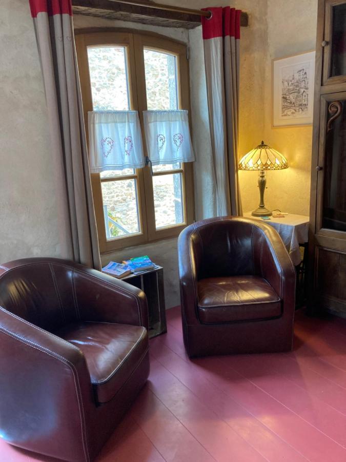 Ferienwohnung La Cour Secrete Dinan Exterior foto